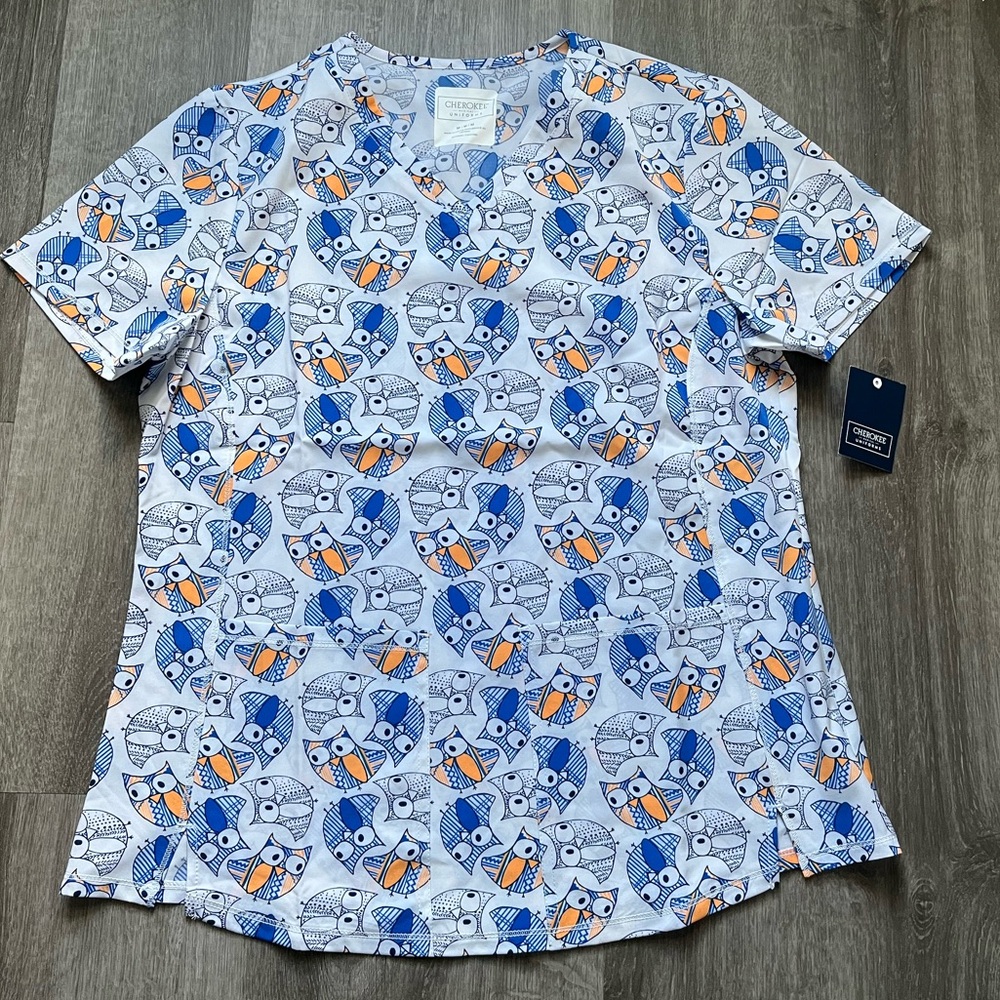 NWT Women’s Medium Cherokee Blue Owl Print Scrub Top